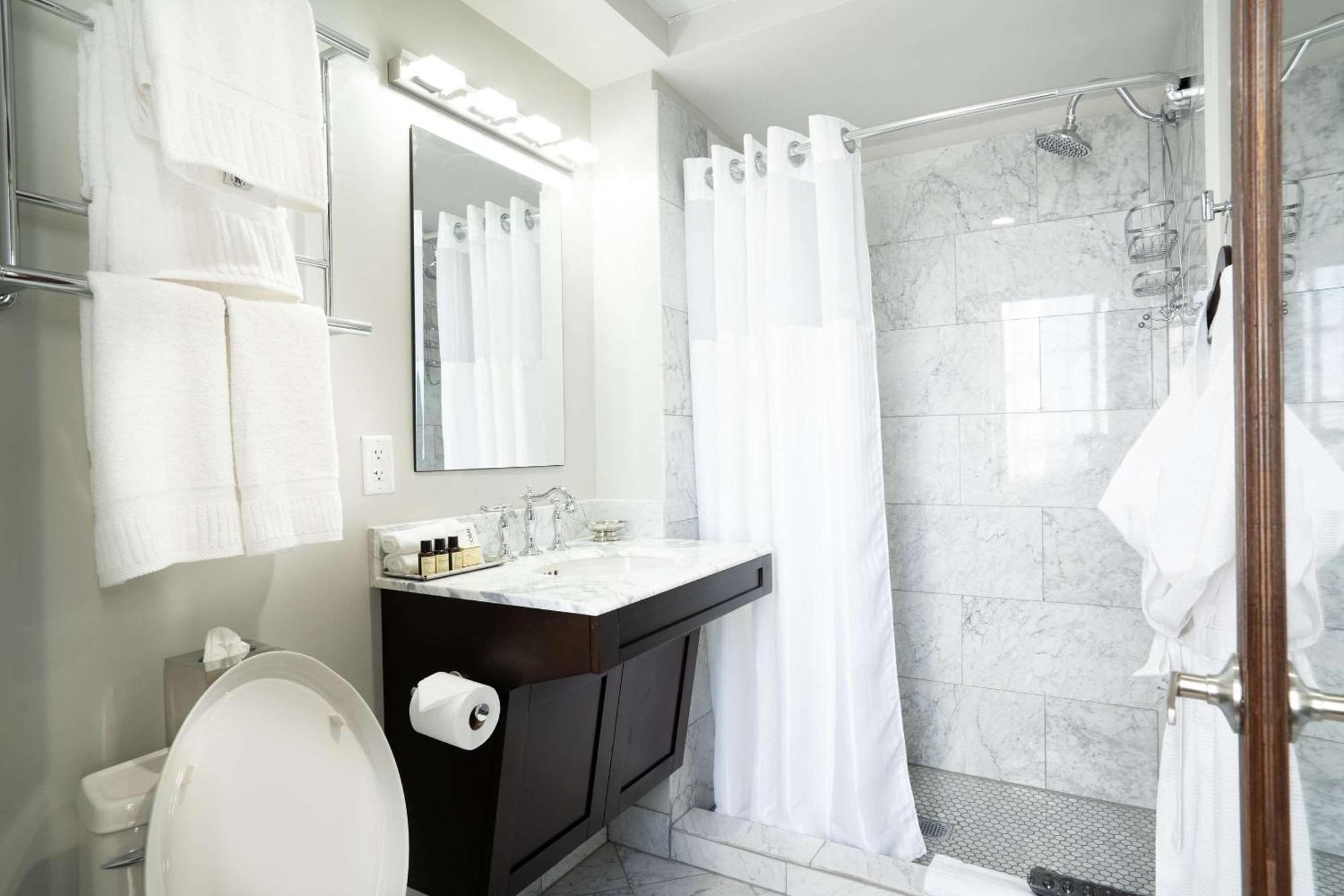 The Esquire Hotel Downtown Gastonia, Ascend Hotel Collection מראה חיצוני תמונה